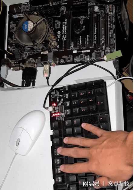 不一樣的電腦使用體驗 從零開始，在老舊計算機硬件上安裝Ubuntu的完整指南