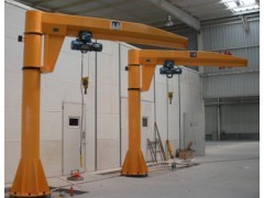 鄭州洛陽(yáng)旋臂起重機(jī)與小型起重機(jī)的維修服務(wù) 鞏義起重機(jī)起重匯工廠店的專(zhuān)業(yè)保障